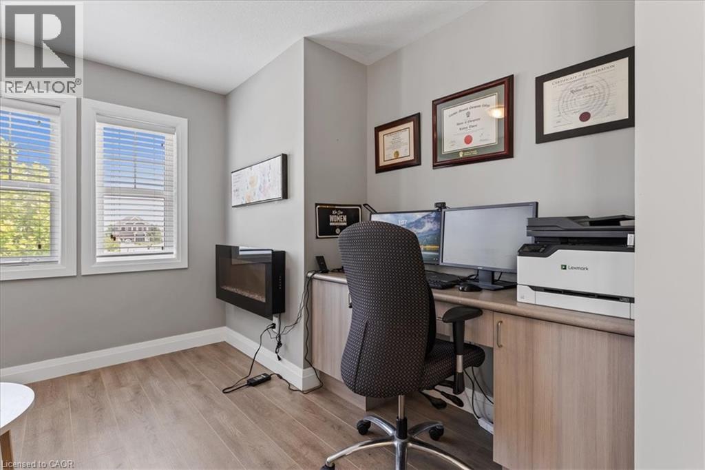 Photo 34 of 504 Equestrian Way, Cambridge ON