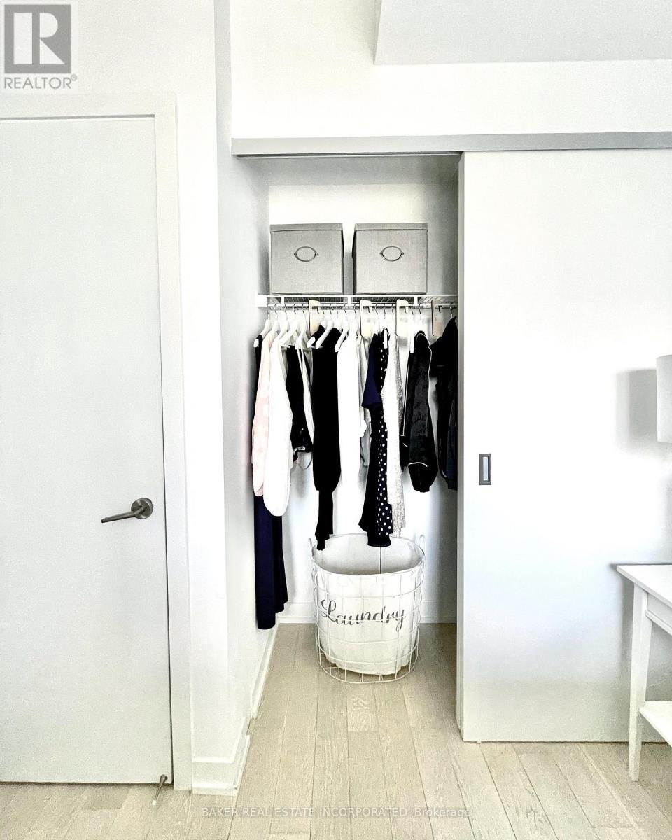 Photo 12 of 301 11 Charlotte Street, Toronto ON
