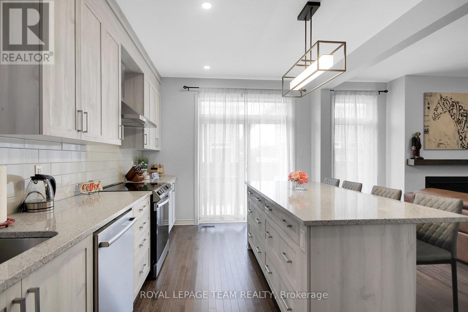 Photo 22 of 961 Beckton Heights W, Ottawa ON