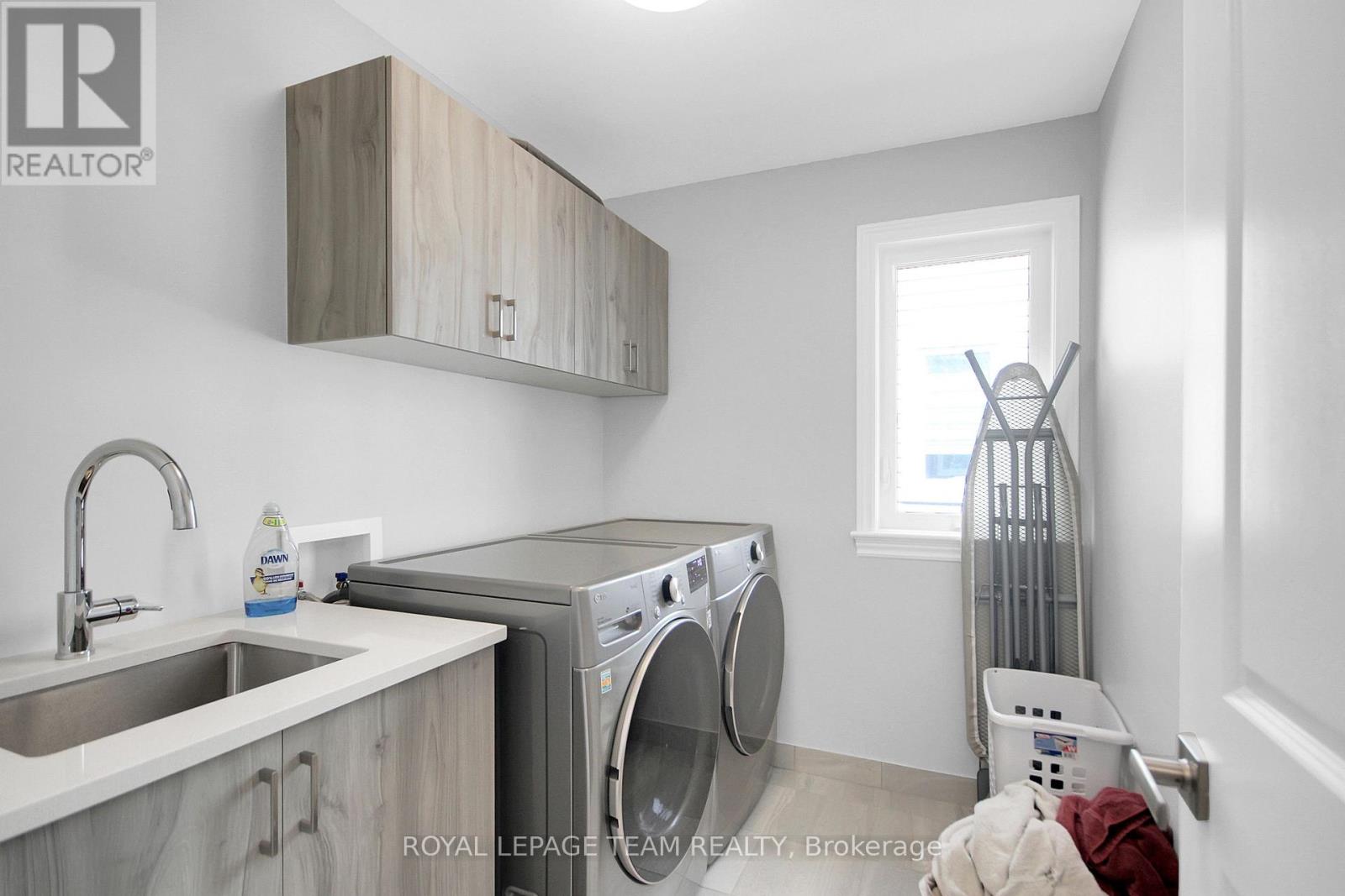 Photo 19 of 961 Beckton Heights W, Ottawa ON