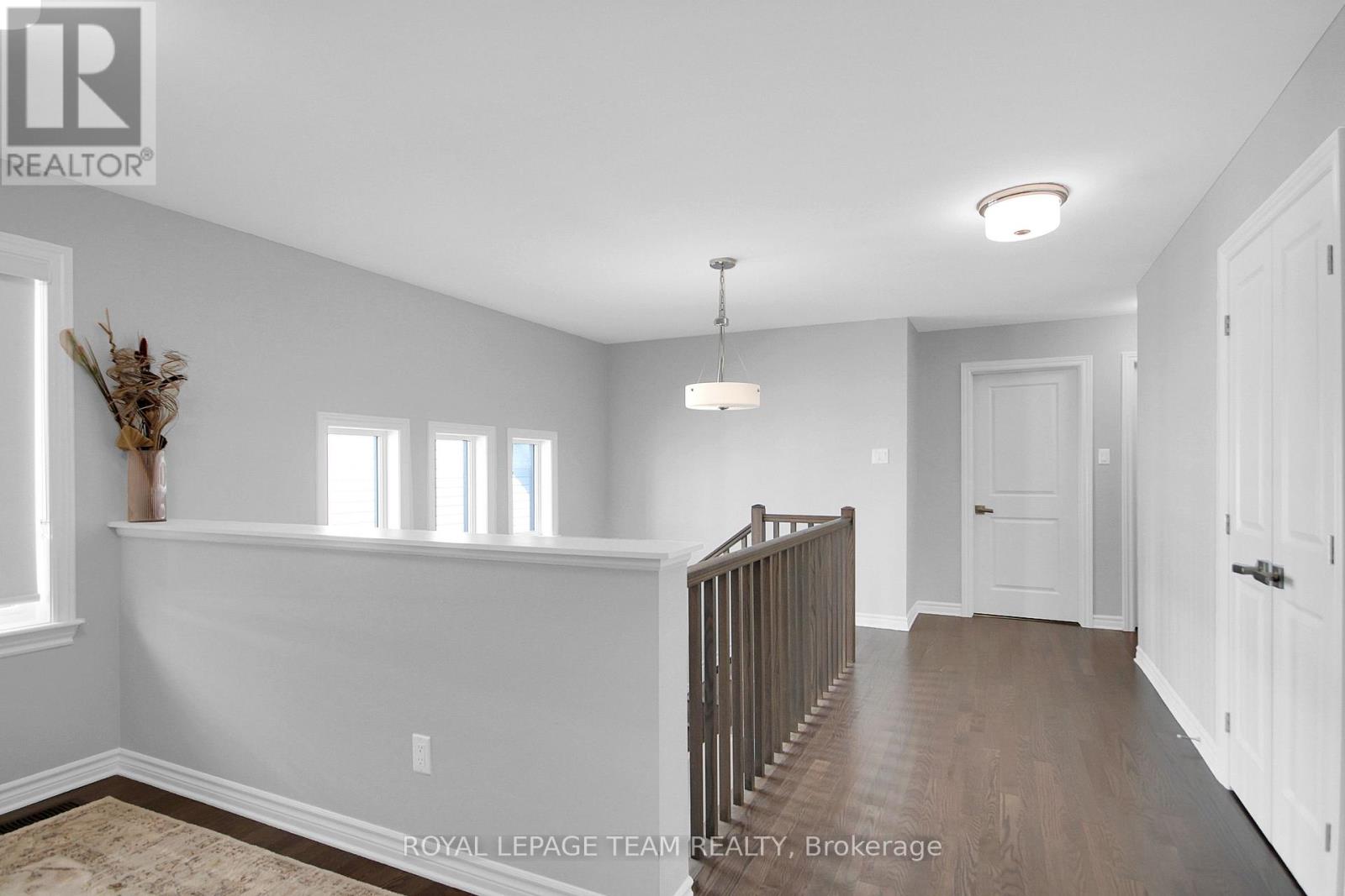 Photo 26 of 961 Beckton Heights W, Ottawa ON