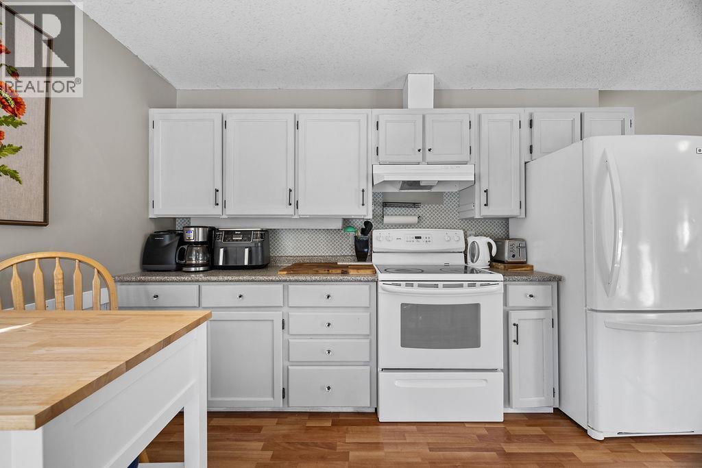 Photo 17 of 4015 Highland Park Drive, Armstrong BC