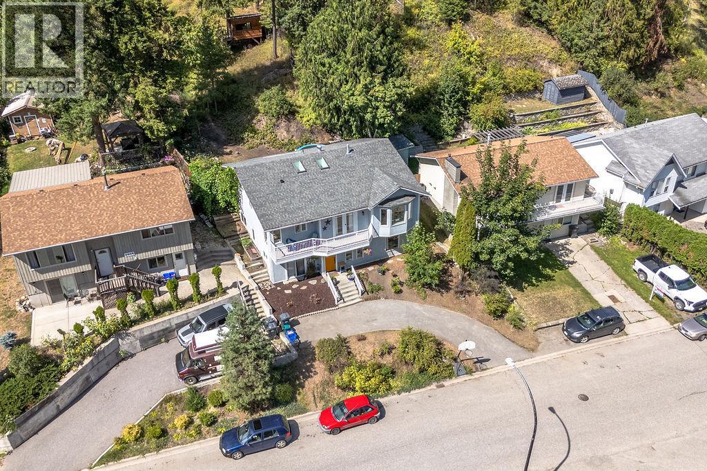 Photo 24 of 4015 Highland Park Drive, Armstrong BC