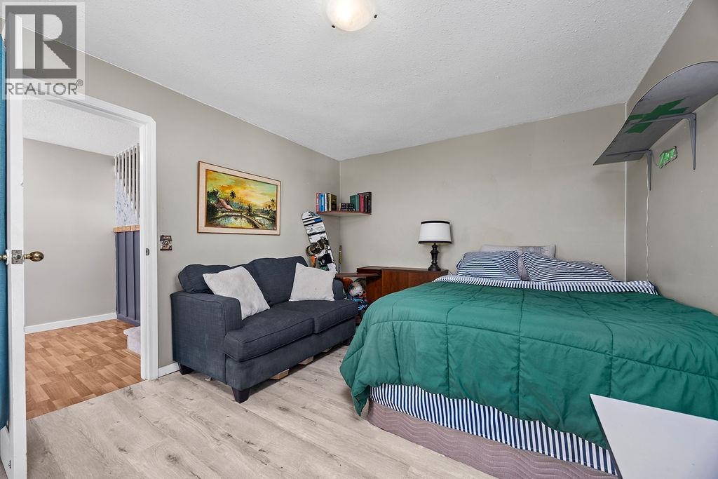 Photo 26 of 4015 Highland Park Drive, Armstrong BC