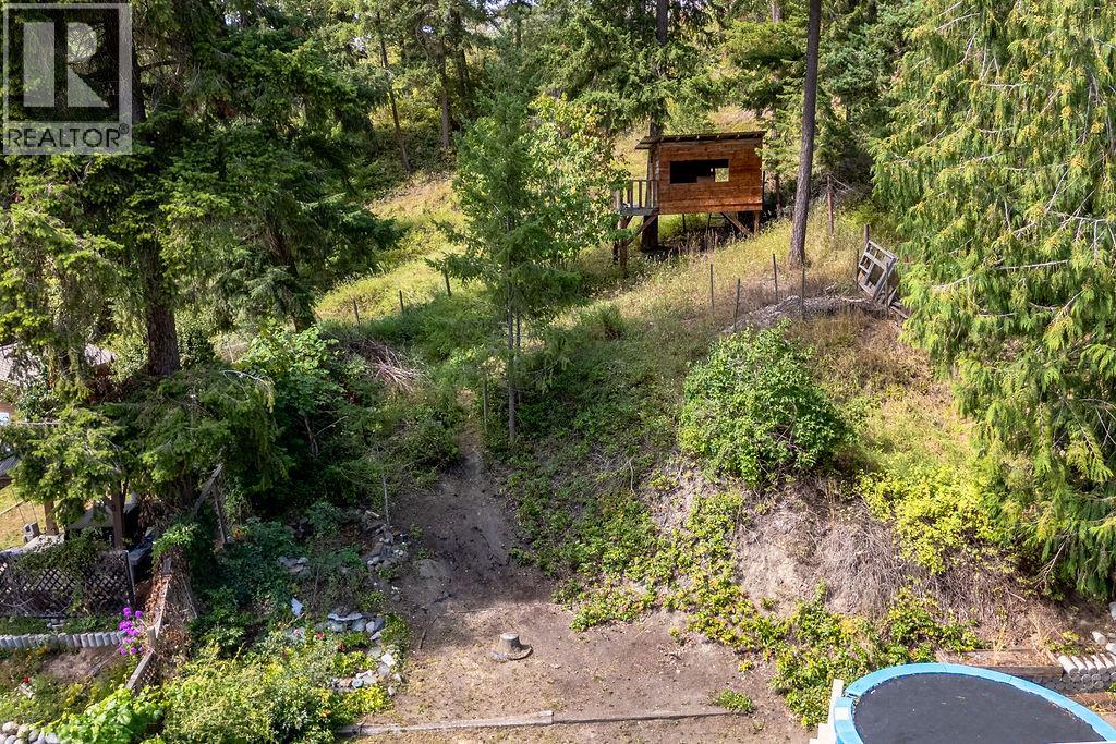 Photo 13 of 4015 Highland Park Drive, Armstrong BC