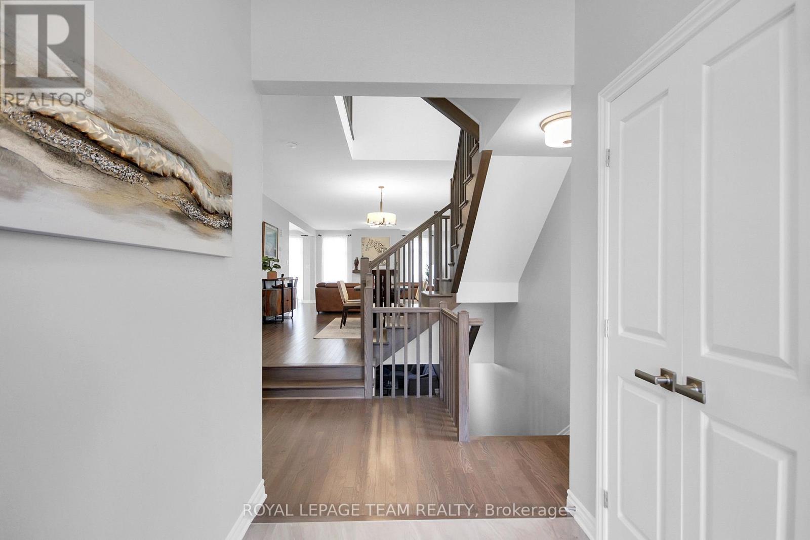 Photo 31 of 961 Beckton Heights W, Ottawa ON