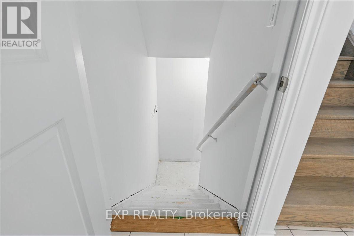 Photo 3 of 59 Gemma Place, Brampton ON