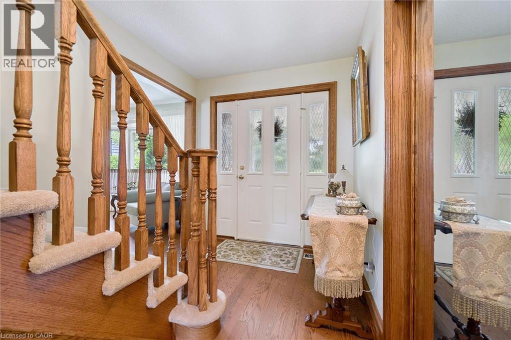 Photo 50 of 45 Applewood Crescent, Cambridge ON