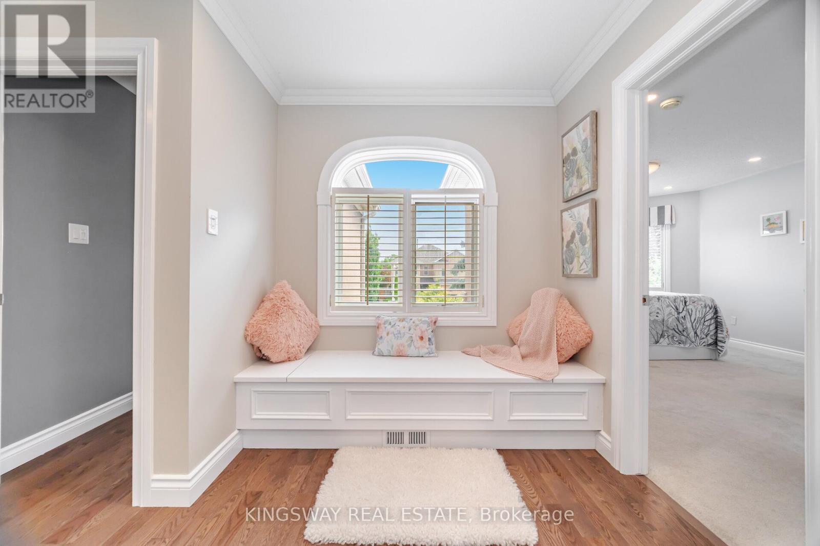 Photo 20 of 2246 Grand Ravine Drive, Oakville ON