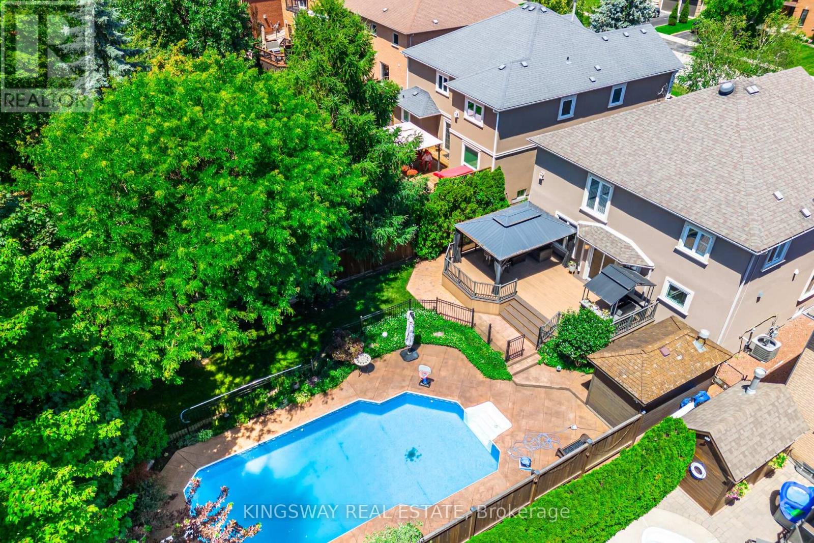 Photo 45 of 2246 Grand Ravine Drive, Oakville ON