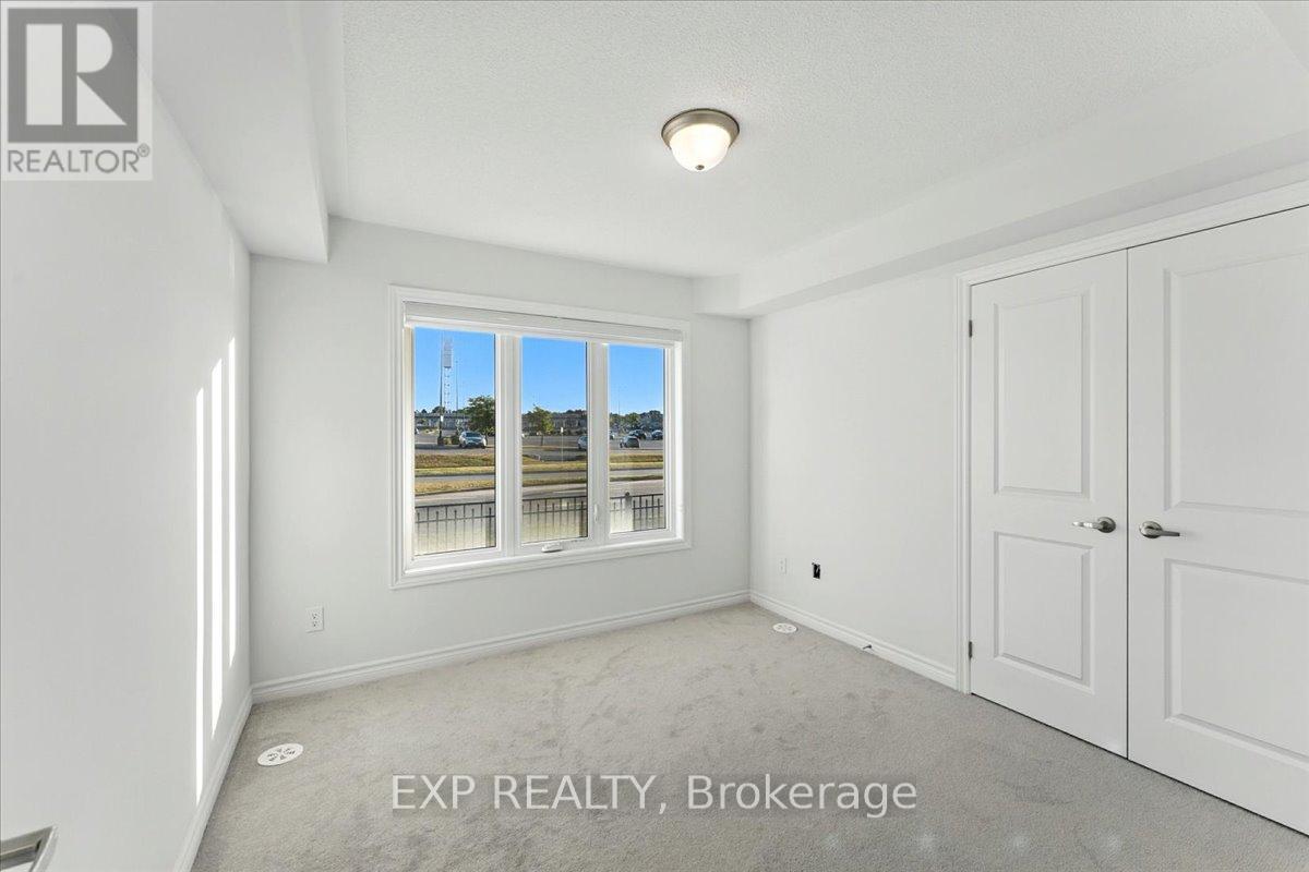 Photo 5 of 59 Gemma Place, Brampton ON