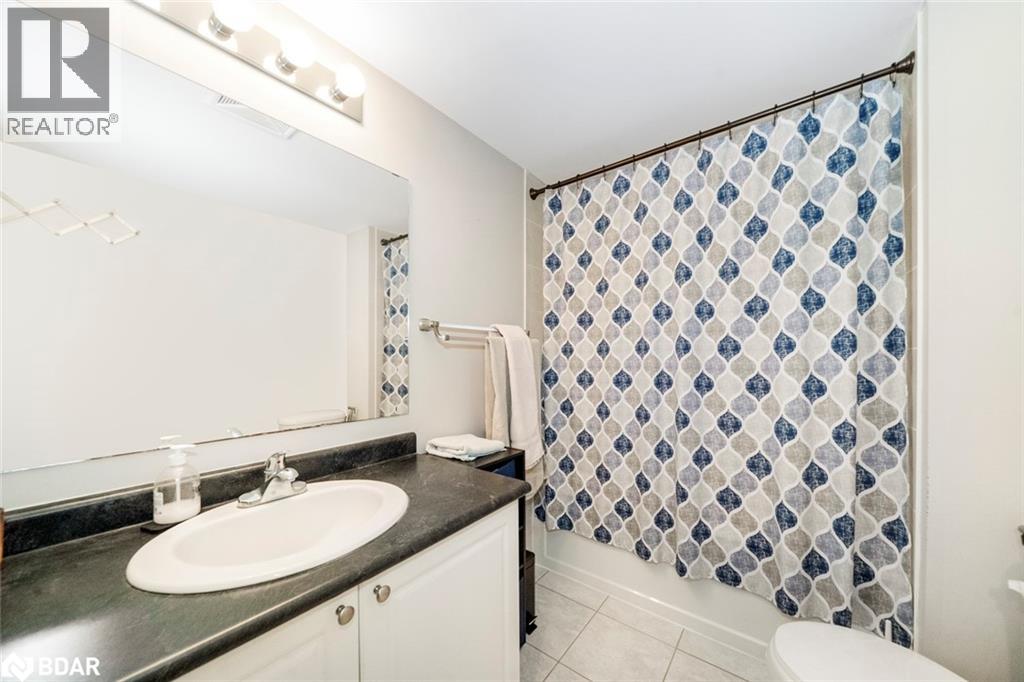 Photo 14 of 43 Ferndale Drive S Unit 209, Barrie ON
