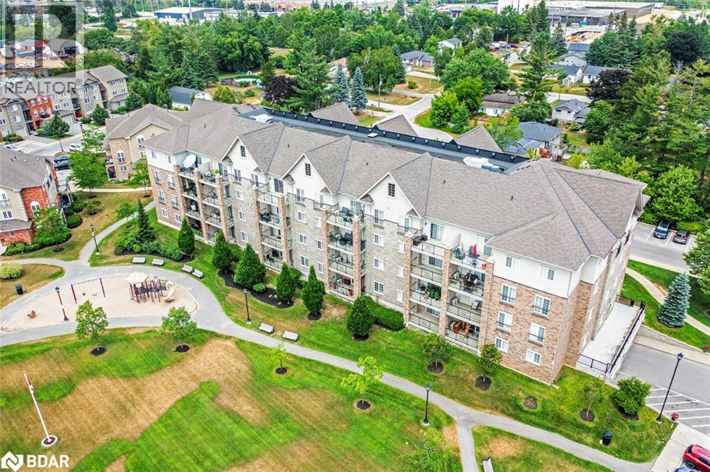 Photo 19 of 43 Ferndale Drive S Unit 209, Barrie ON