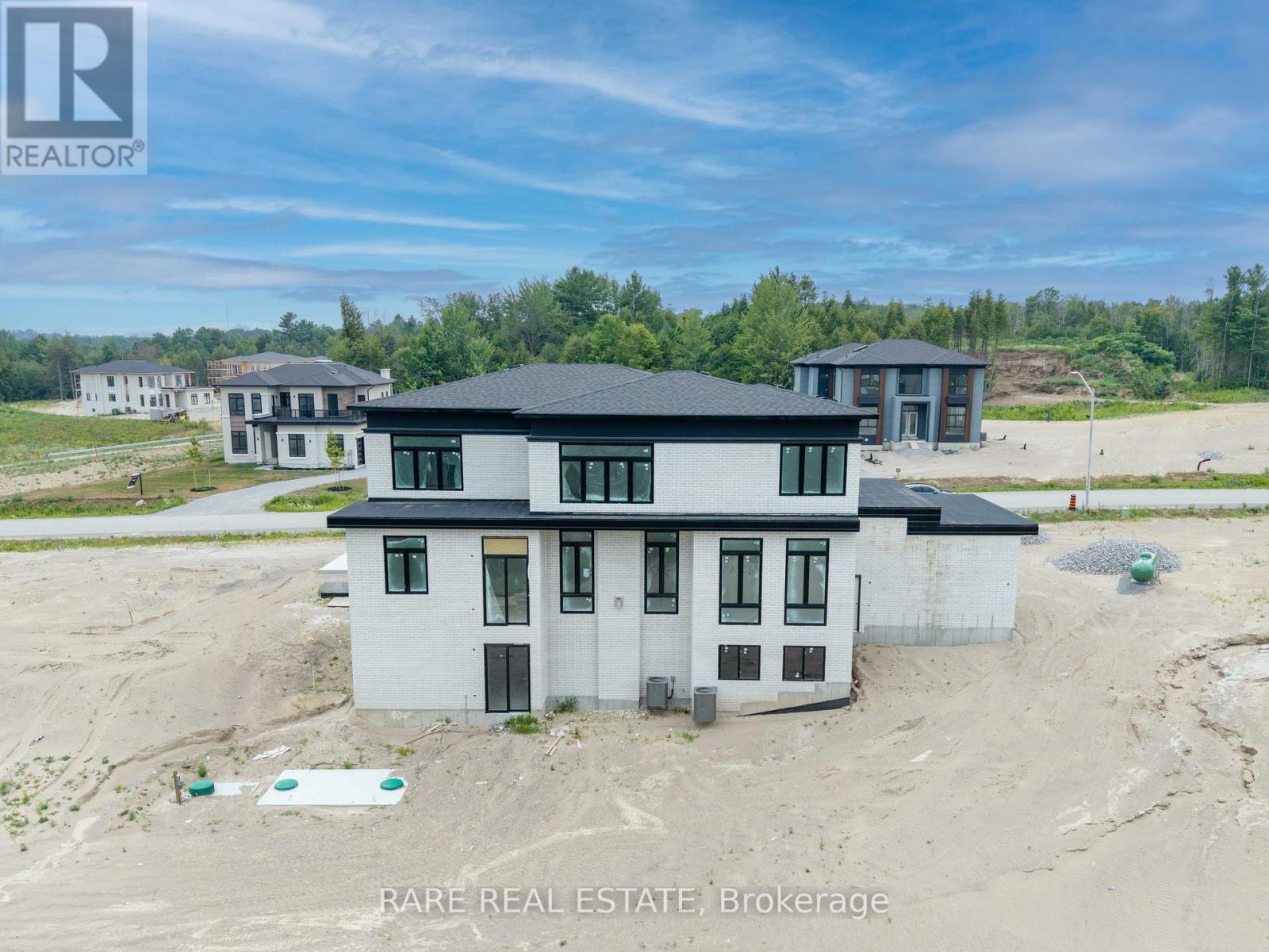 Photo 4 of 5 Openshaw Place, Clarington ON