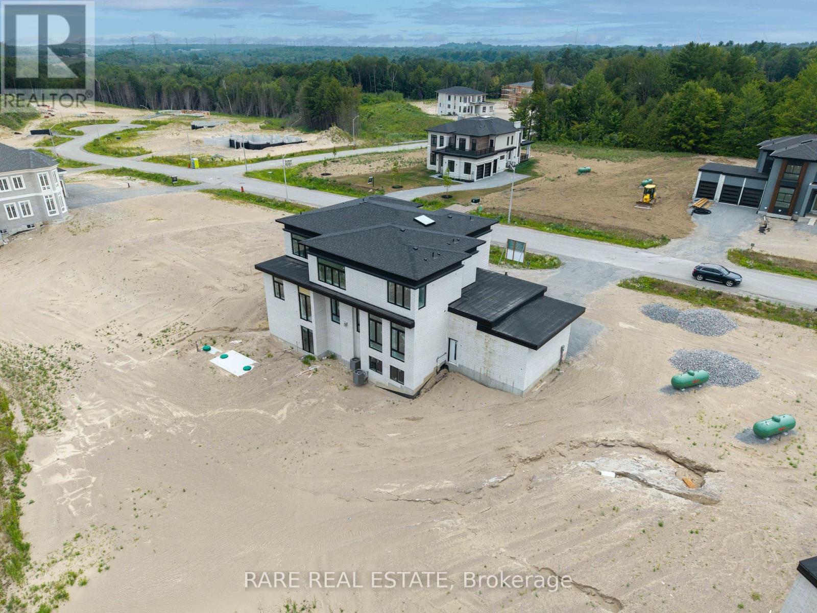 Photo 1 of 5 Openshaw Place, Clarington ON