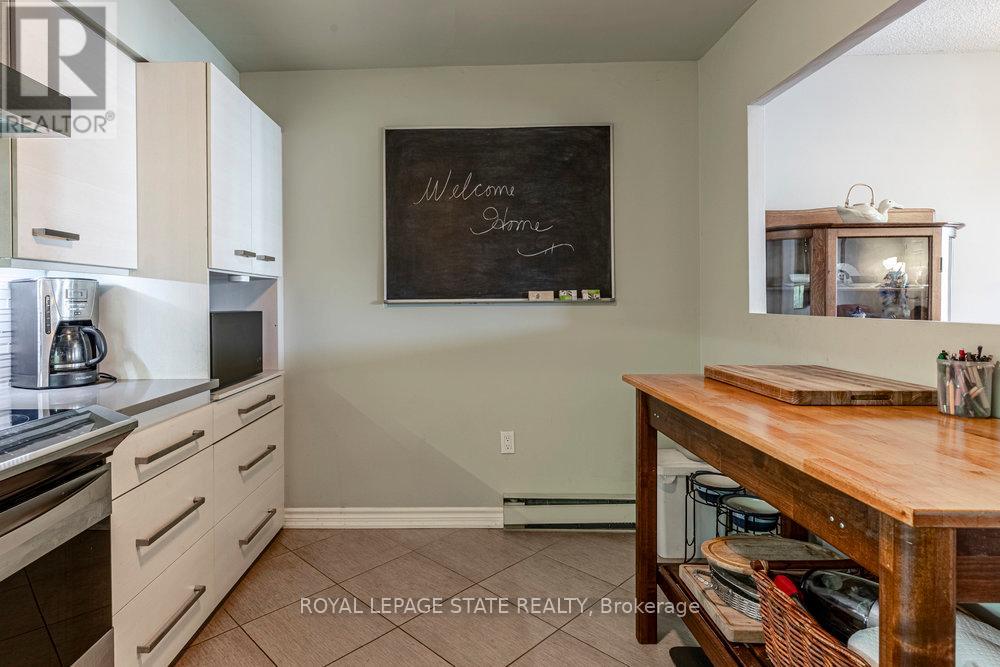 Photo 18 of 603 165 Bold Street, Hamilton ON
