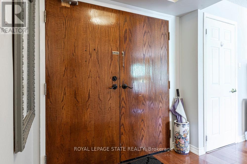 Photo 7 of 603 165 Bold Street, Hamilton ON