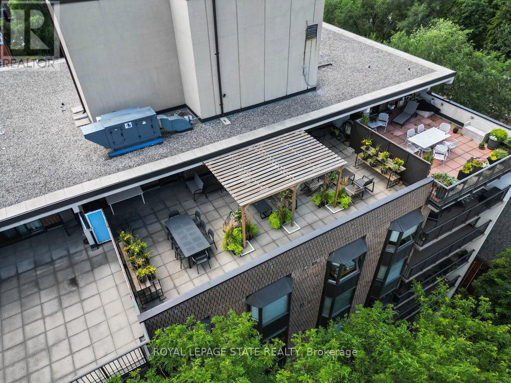 Photo 4 of 603 165 Bold Street, Hamilton ON