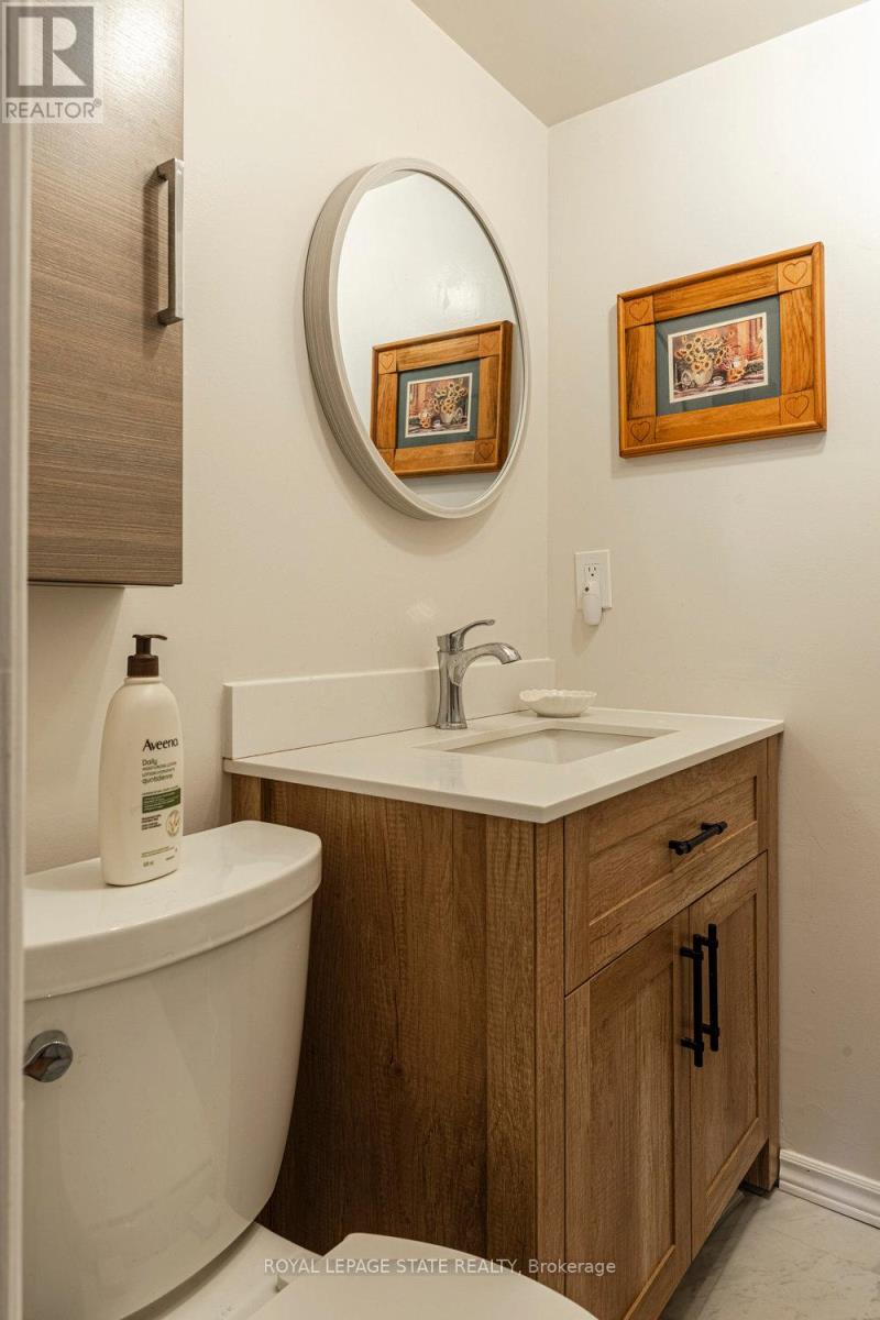 Photo 40 of 603 165 Bold Street, Hamilton ON