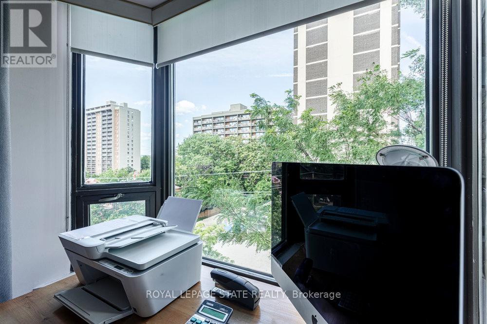 Photo 15 of 603 165 Bold Street, Hamilton ON
