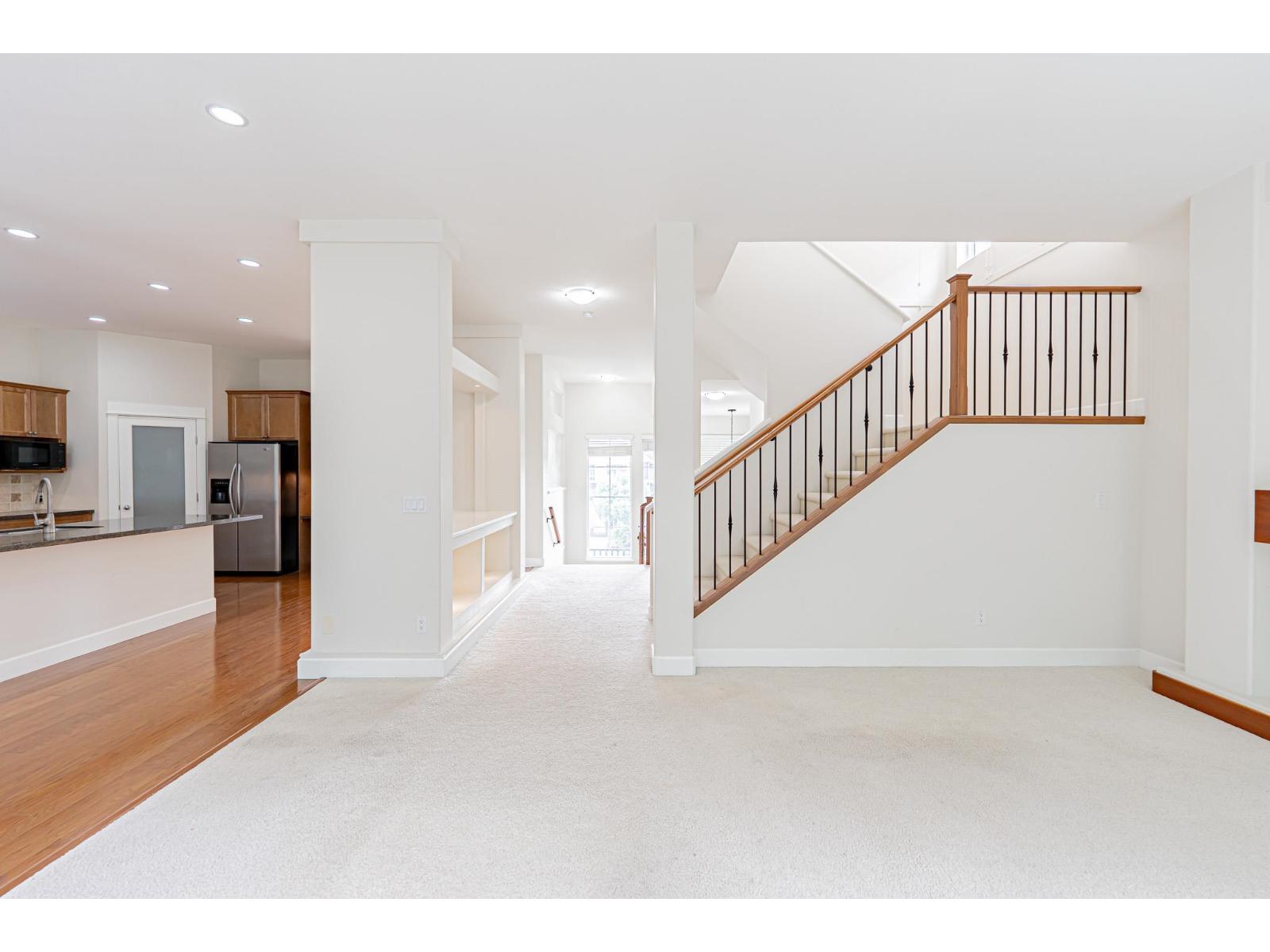 Photo 15 of 20179 68 A Avenue, Langley BC