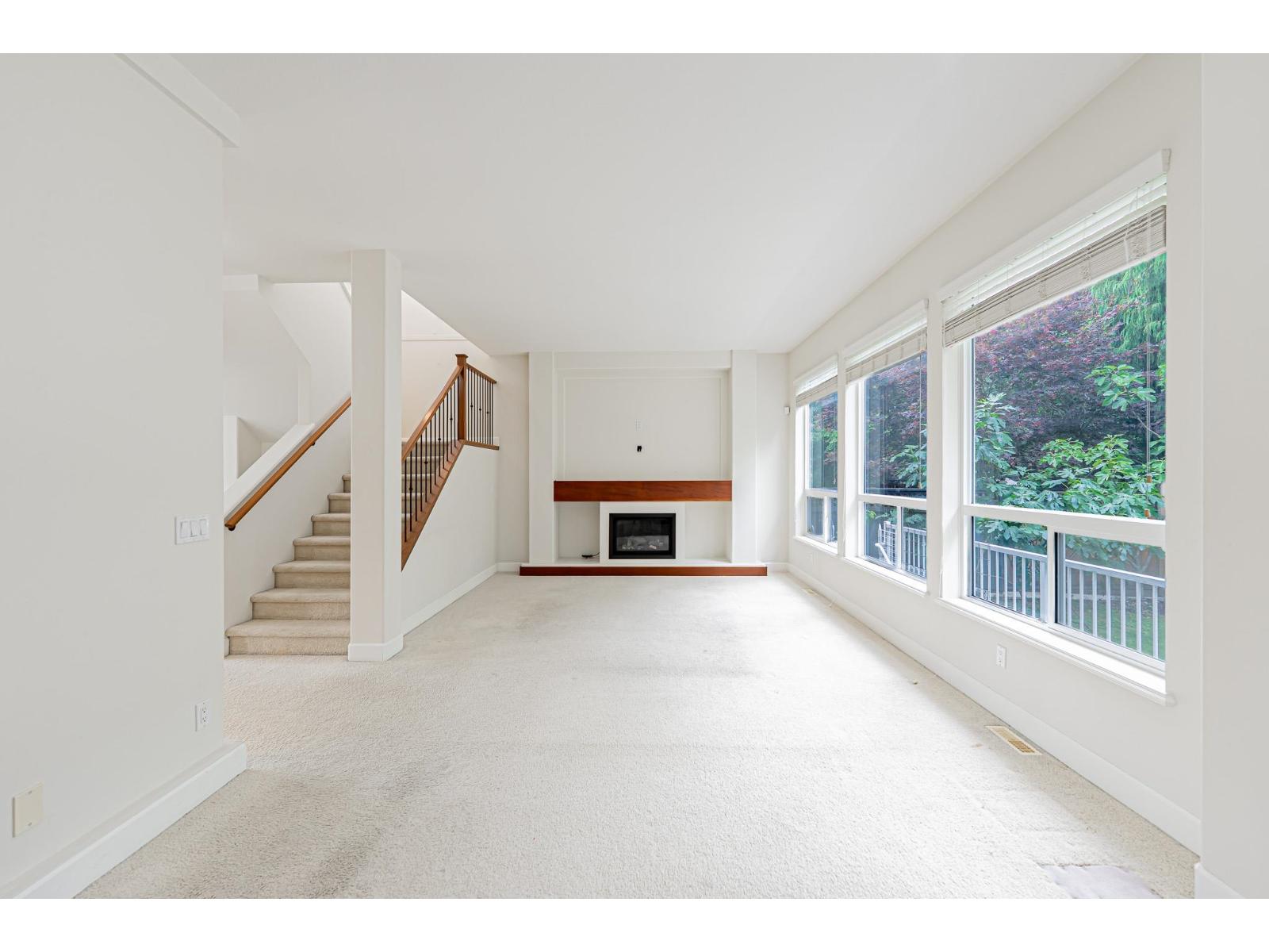 Photo 10 of 20179 68 A Avenue, Langley BC