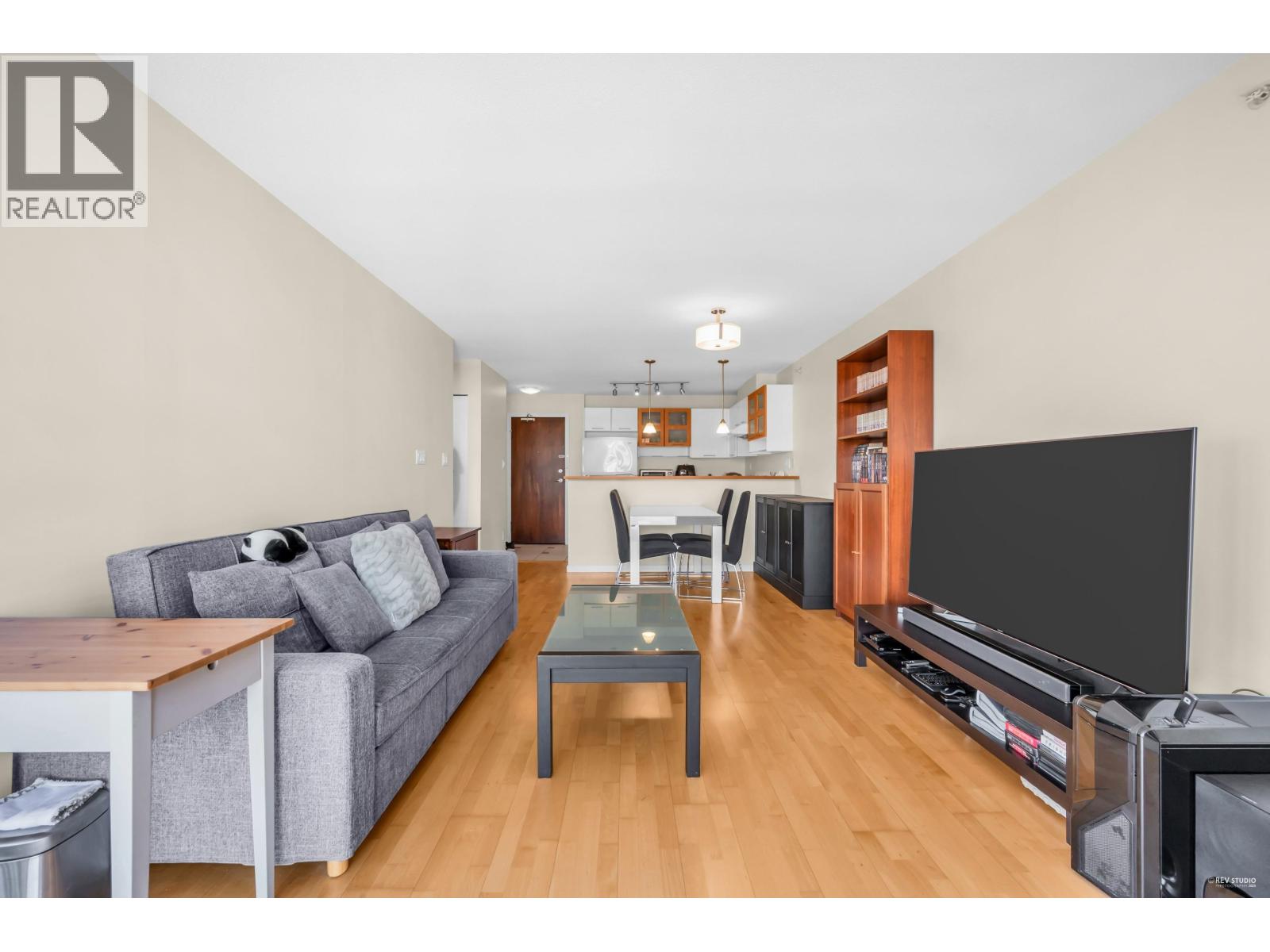 Photo 6 of 1708 7831 Westminster Highway, Richmond BC