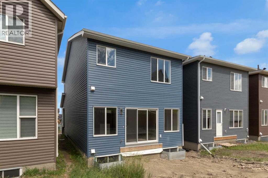 Single Family House for Sale in  Calhoun Crescent NE Livingston Calgary 