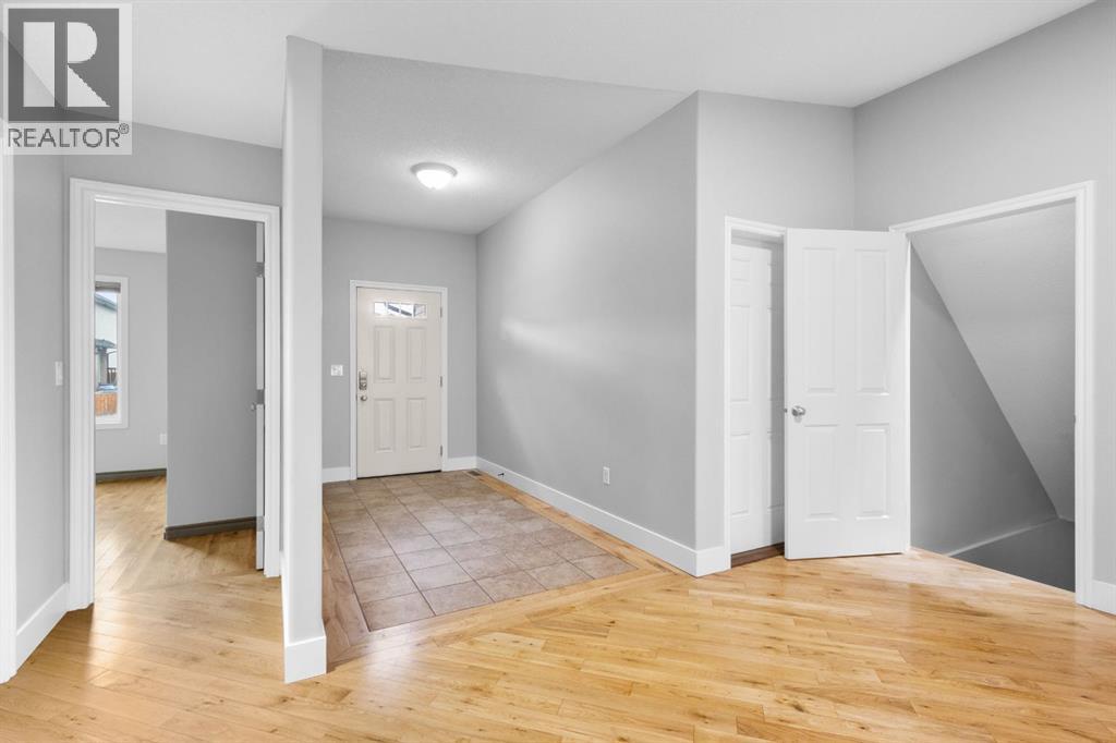 Photo 5 of 29 Sandpiper Drive, Didsbury AB