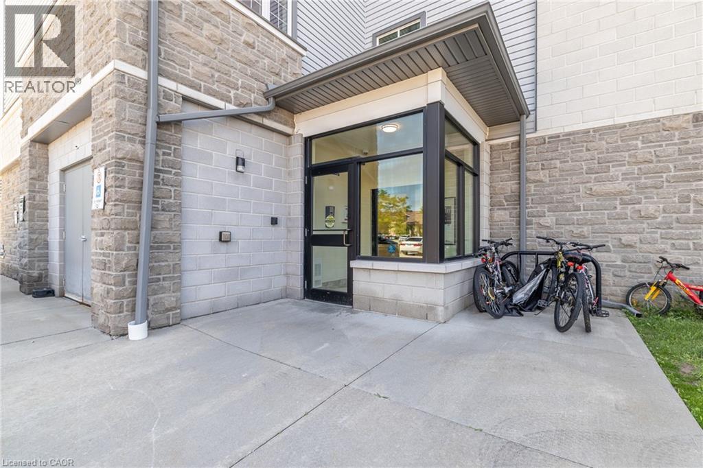 Photo 12 of 64 Frederick Drive Unit 4, Guelph ON