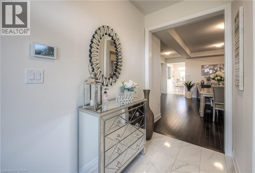 Photo 25 of 88 Bloomfield Crescent, Cambridge ON