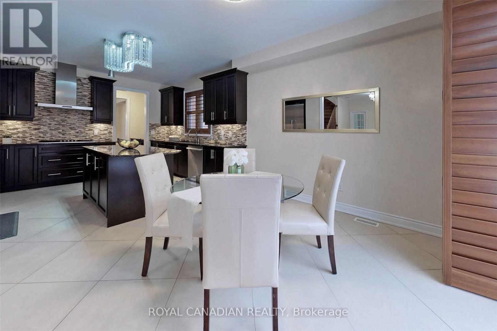Photo 20 of 4 Thimbleweed Street, Markham ON