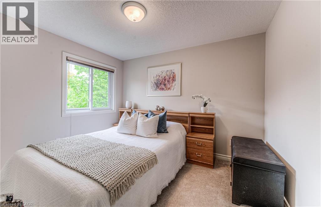 Photo 30 of 416 Forestlawn Road, Waterloo ON