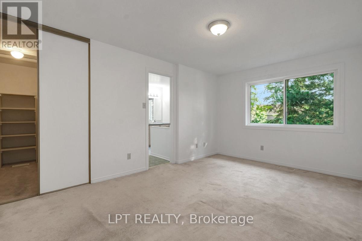 Photo 21 of 6 Sandcliffe Terrace, Ottawa ON