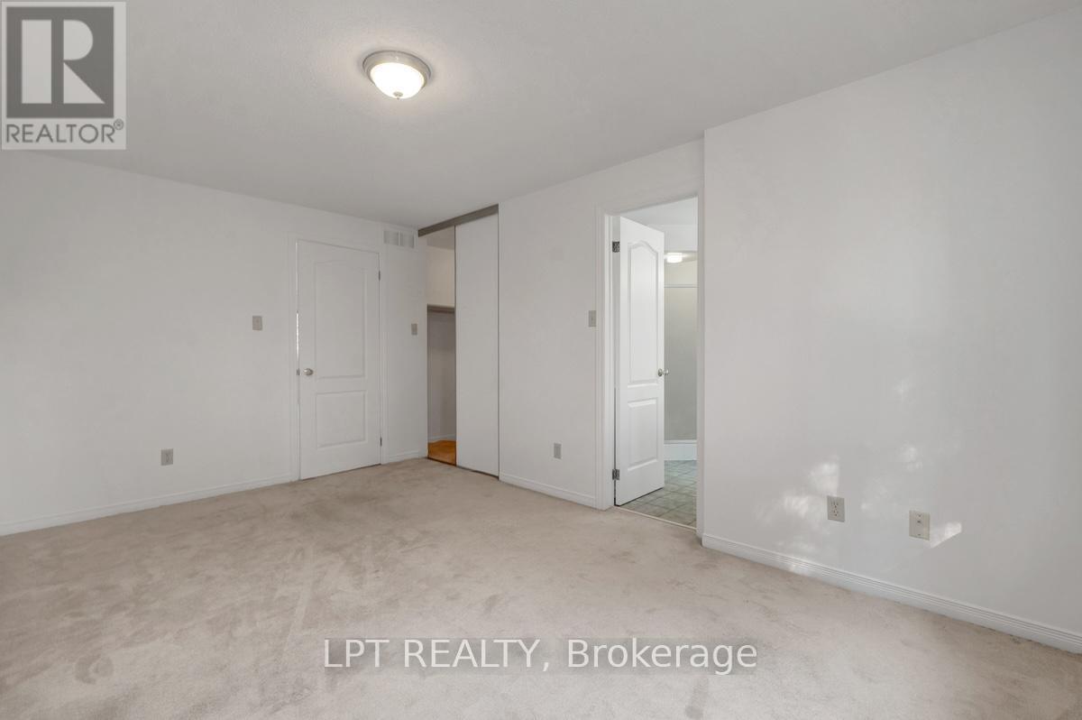 Photo 22 of 6 Sandcliffe Terrace, Ottawa ON