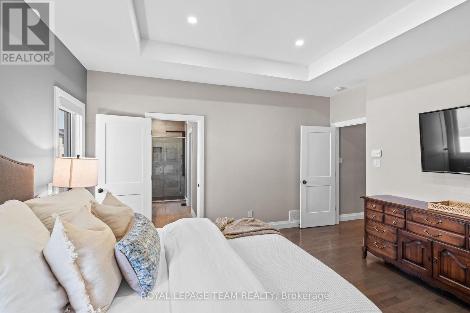 Photo 21 of 14 Granite Street, Clarencerockland ON