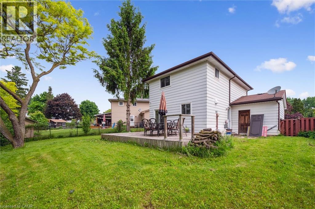 Photo 33 of 21 Forest Glen Court, Kitchener ON