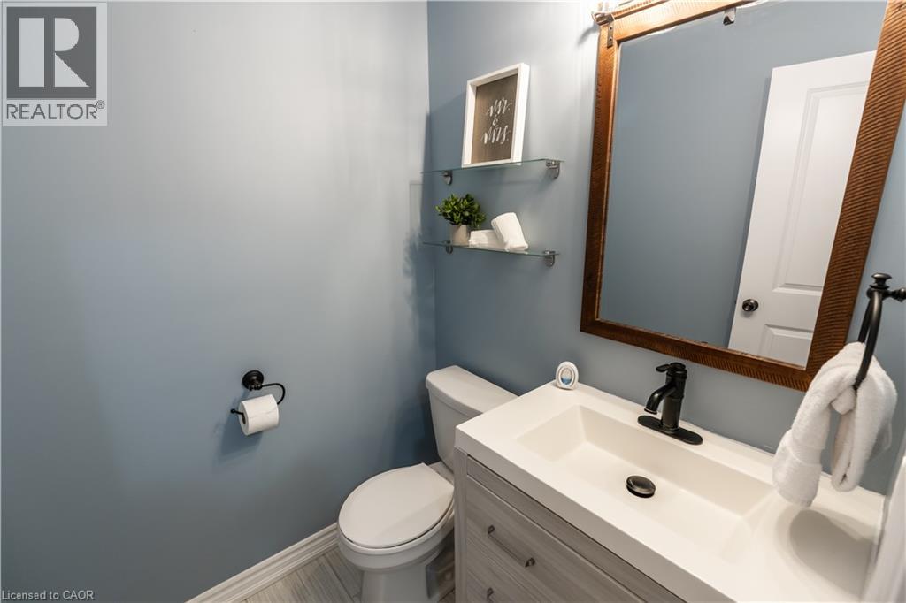 Photo 8 of 403 Westwood Drive Unit 30, Kitchener ON
