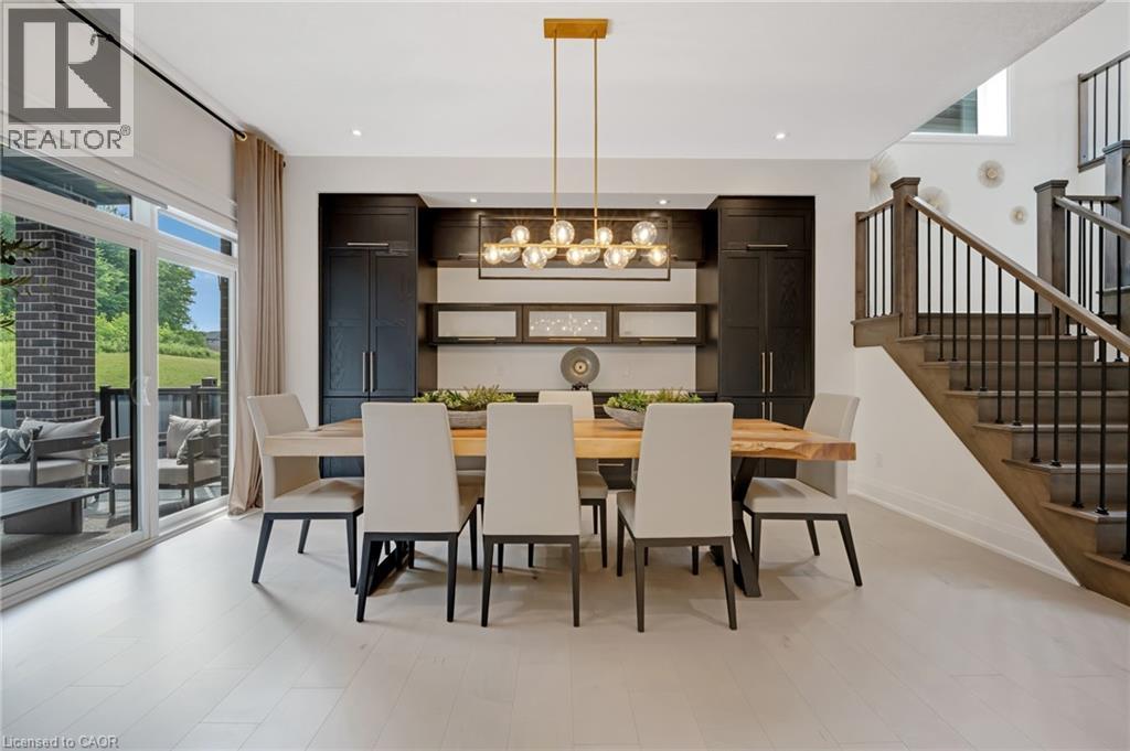 Photo 10 of 521 Bridgemill Crescent, Kitchener ON