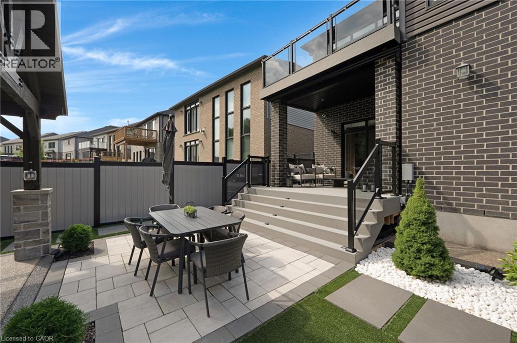 Photo 46 of 521 Bridgemill Crescent, Kitchener ON