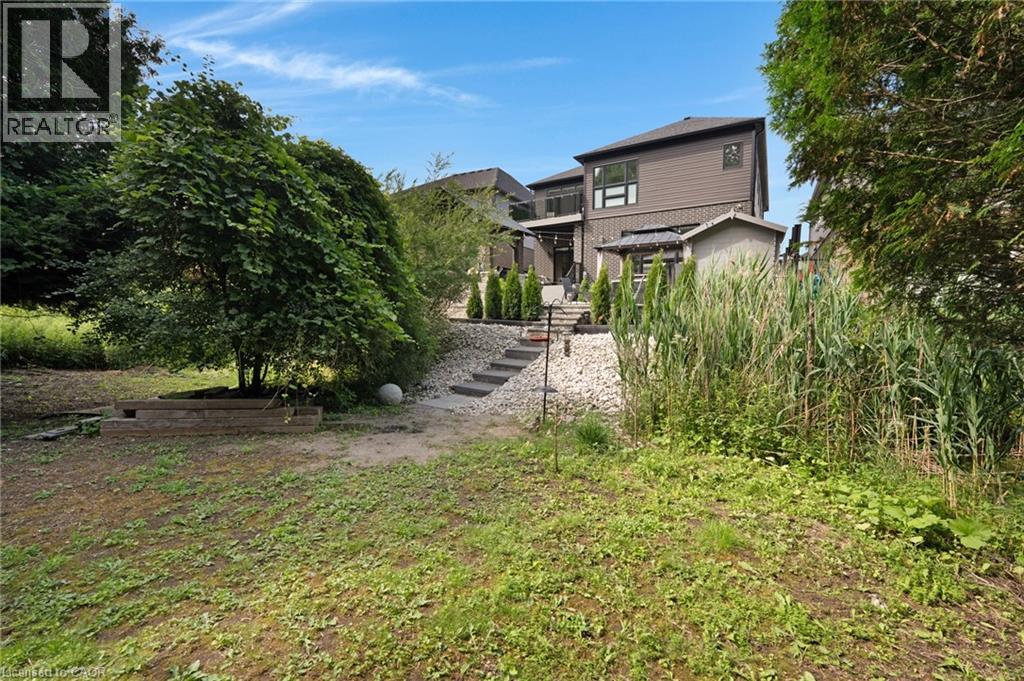 Photo 48 of 521 Bridgemill Crescent, Kitchener ON
