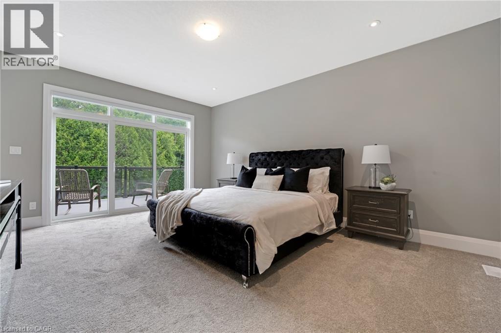 Photo 27 of 521 Bridgemill Crescent, Kitchener ON