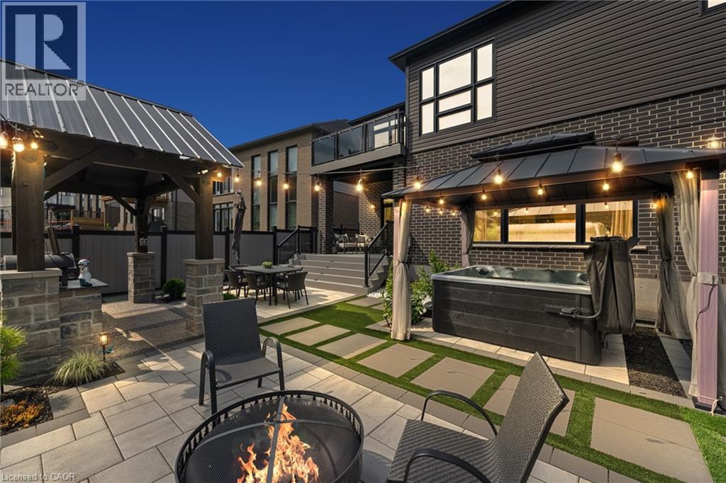 Photo 42 of 521 Bridgemill Crescent, Kitchener ON