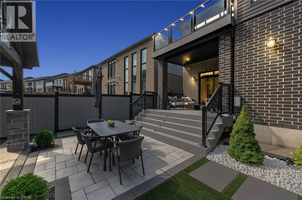 Photo 43 of 521 Bridgemill Crescent, Kitchener ON