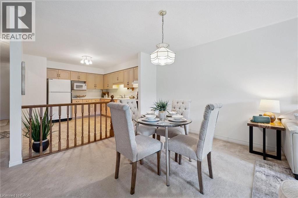 Photo 28 of 3 Gardenview Court, Guelph ON