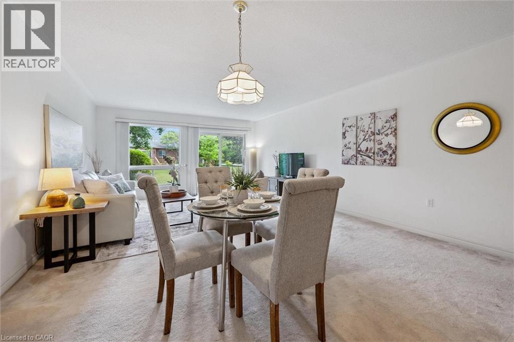 Photo 14 of 3 Gardenview Court, Guelph ON