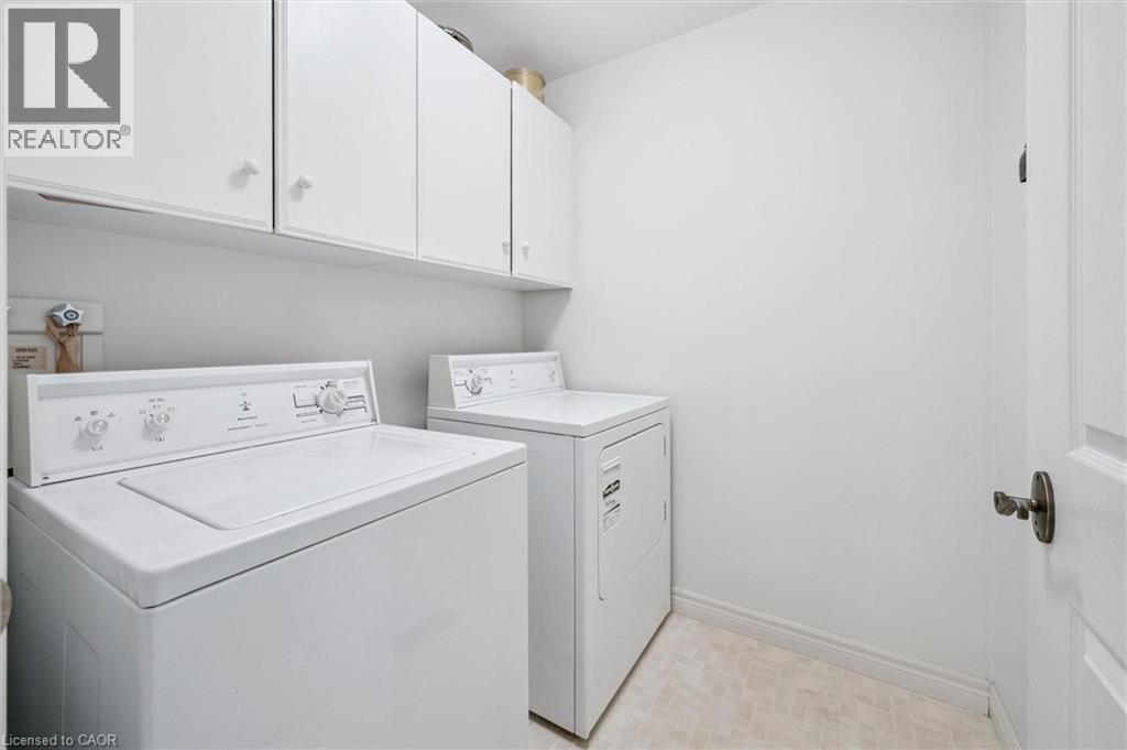 Photo 30 of 3 Gardenview Court, Guelph ON