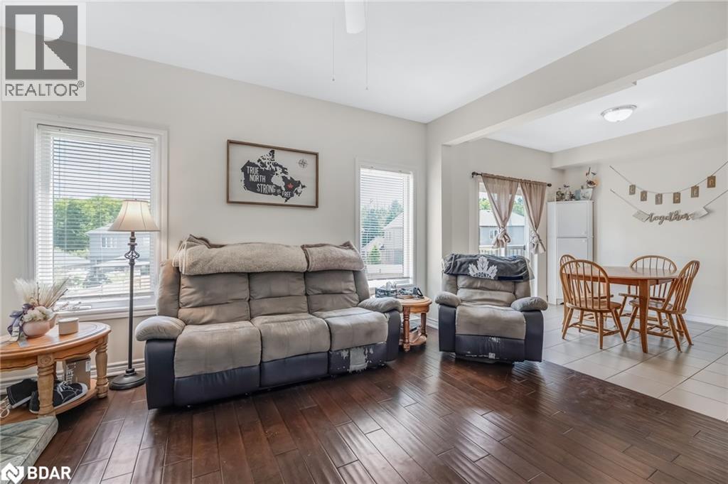 Photo 15 of 206 Isabella Drive, Orillia ON