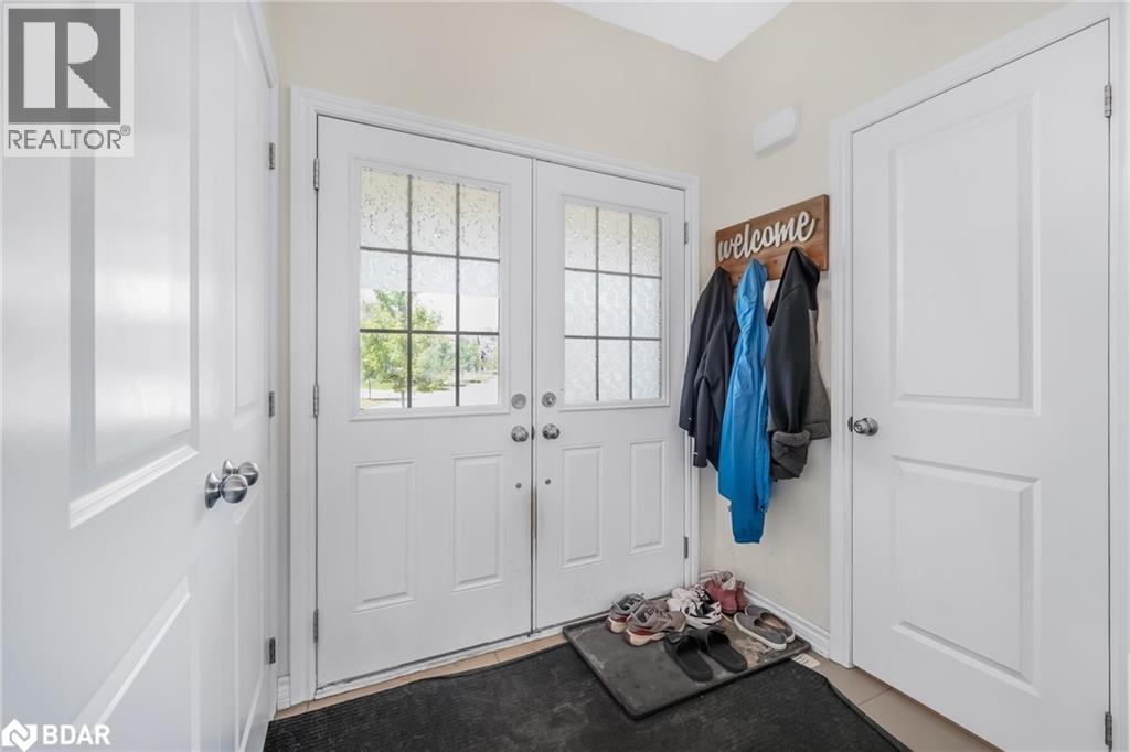 Photo 8 of 206 Isabella Drive, Orillia ON