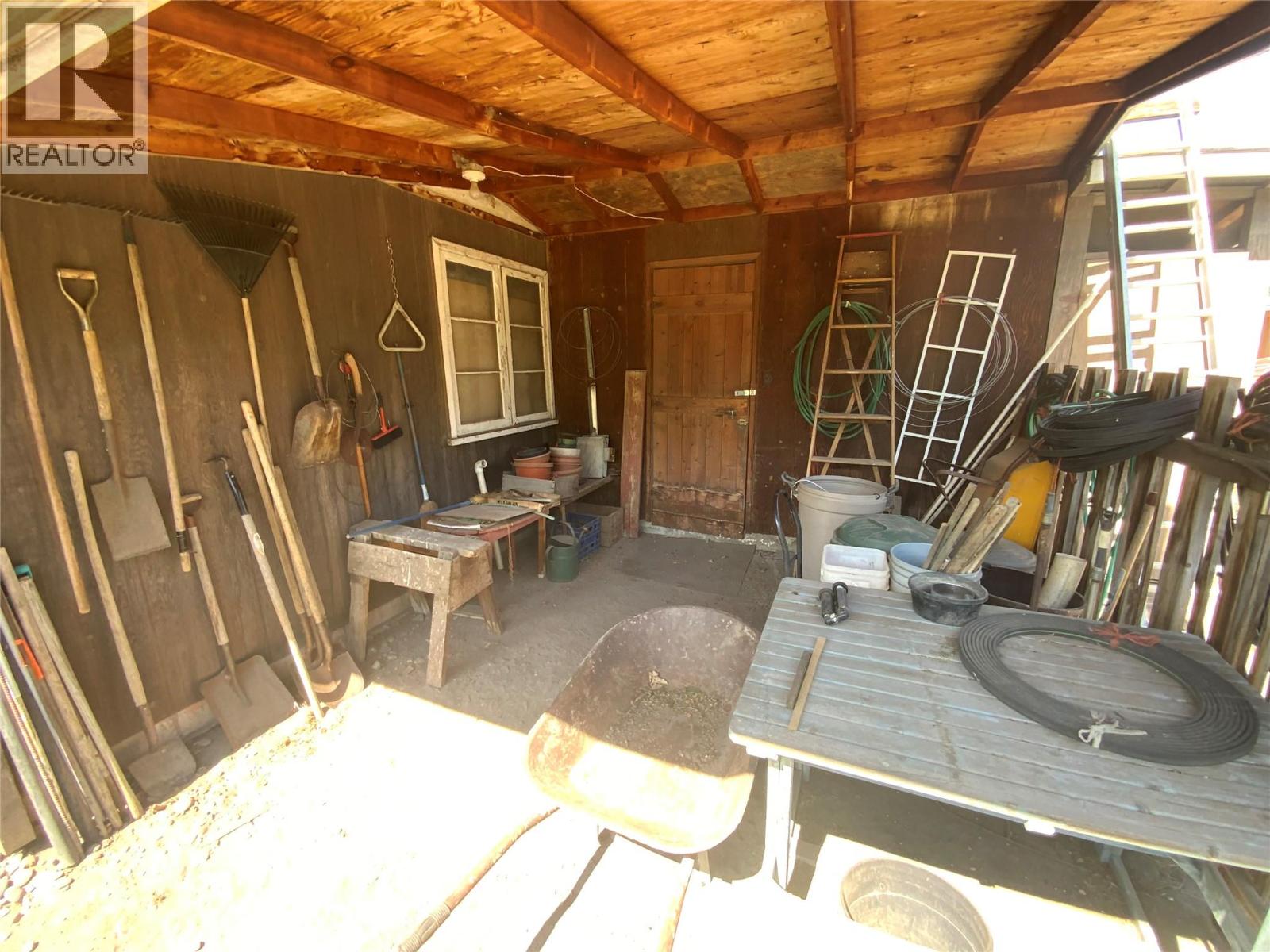 2116 Main Street, Cawston